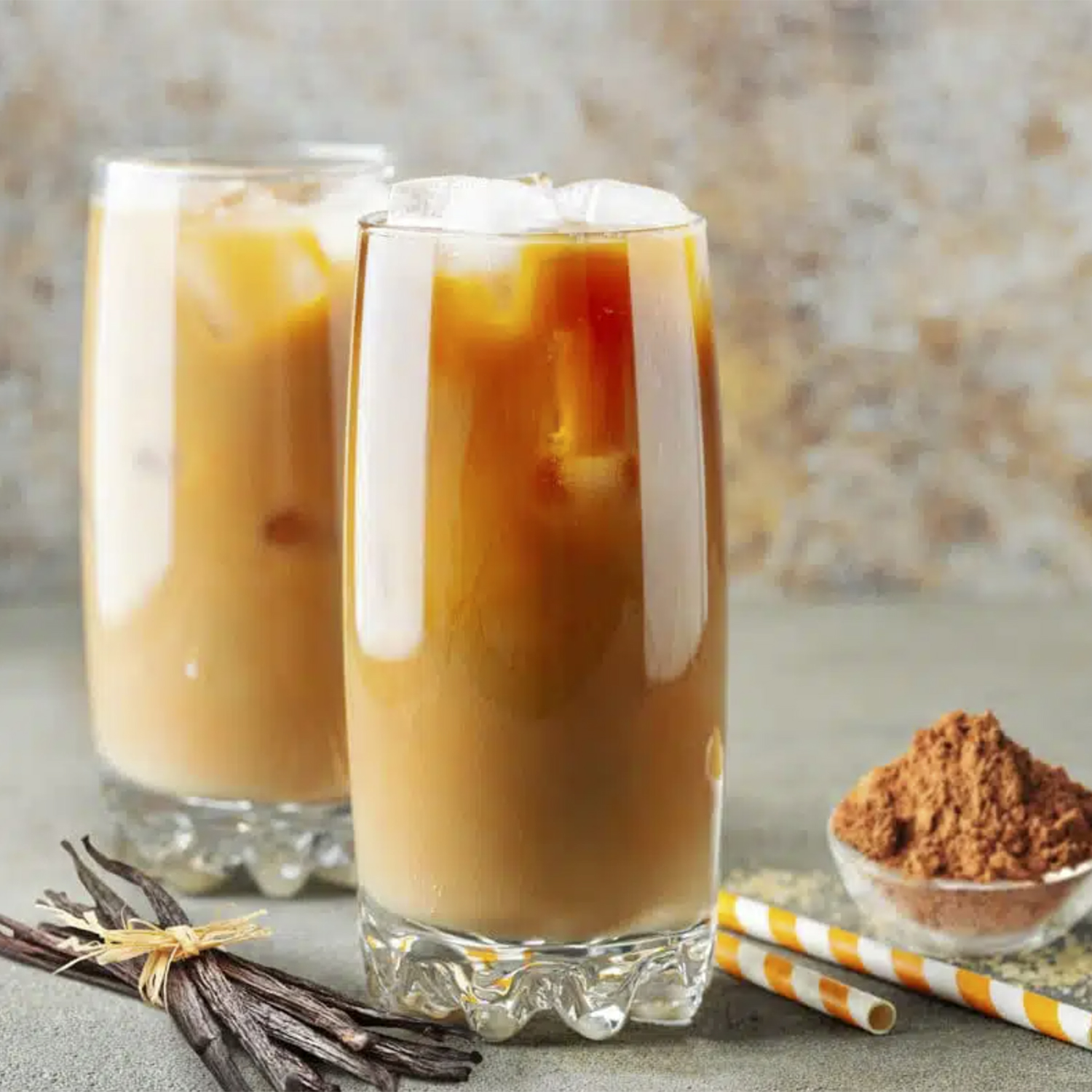 Two iced rooibos lattes in tall glasses